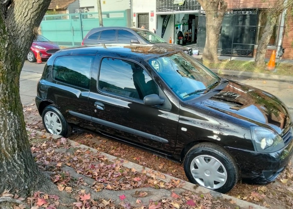 Renault Clio 3 puertas pack — foto 6